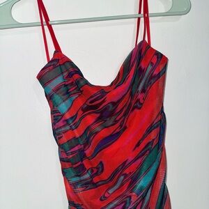 Elegant Red and Green Midi Dress